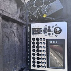 QSC touchmix 16 Mixer