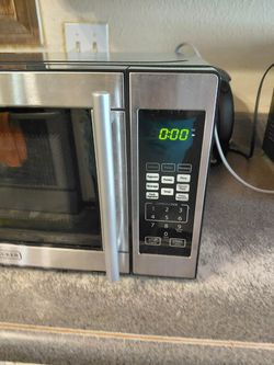 BLACK+DECKER Stainless Steel Microwave – Works Great