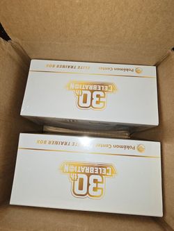 Pokémon center 30th Anniversary ETB