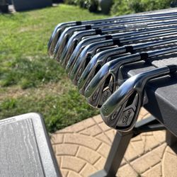 Used Titleist 718 AP1 Iron Set 48, P-4 RH