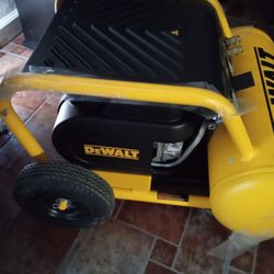 DeWalt Compressor 