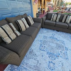 Beautiful Set 2 Couches With Pillows Totally Deep Clean And Good Condition No Stains No Smell Modern Furniture 
