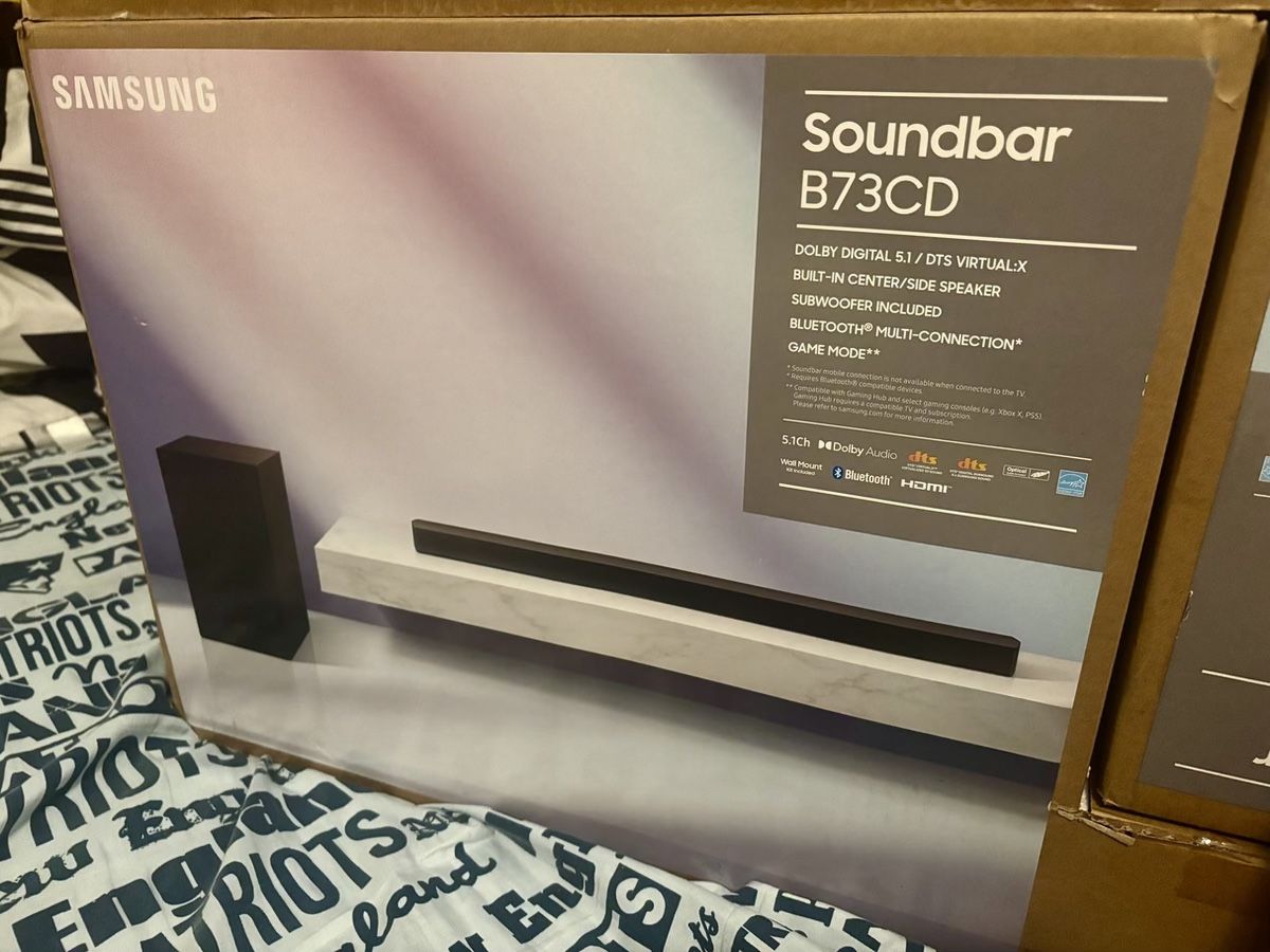 Samsung HW-B73CD 5.1ch Soundbar Home Theater System | Dolby Audio & DTS Virtual:X | Wireless Subwoofer | Adaptive Sound | Game Mode