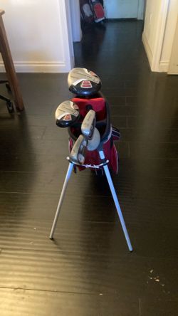 Golf Juniors RH Tour Edge w/Matching Stand Bag