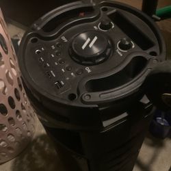 Studio Bt Speaker