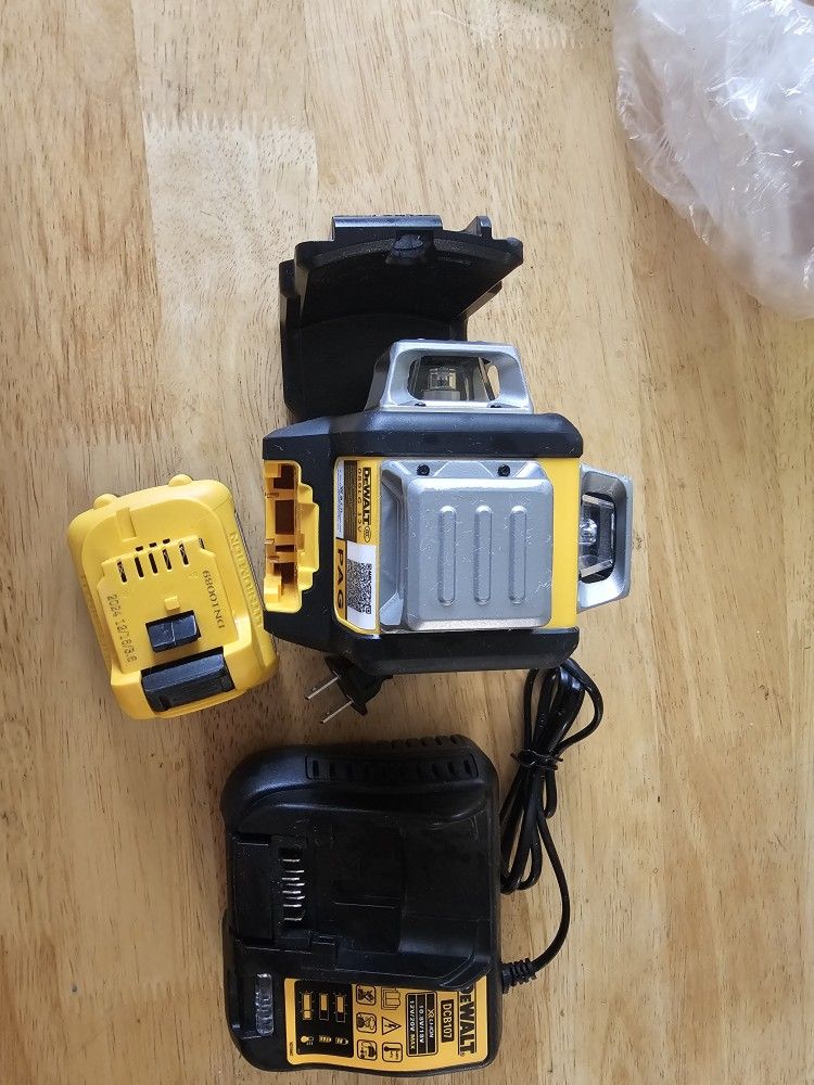 Lacer Dewalt 360