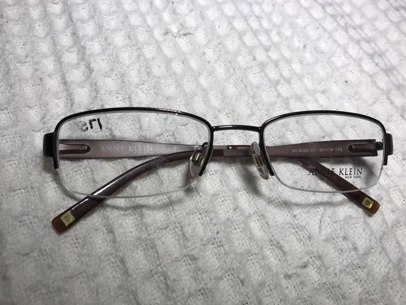 ANNE KLEIN NEW YORK. NEW rimless Eyeglasses model number AK size 50 – 18– 130