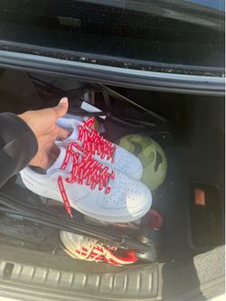 Supreme Ones size 8