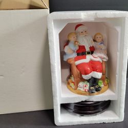 Vintage Heritage House Porcelain Santa Music Box