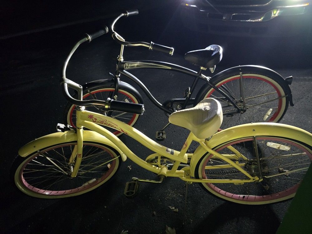 Nice Set Of His And Hers 26-inch Bikes