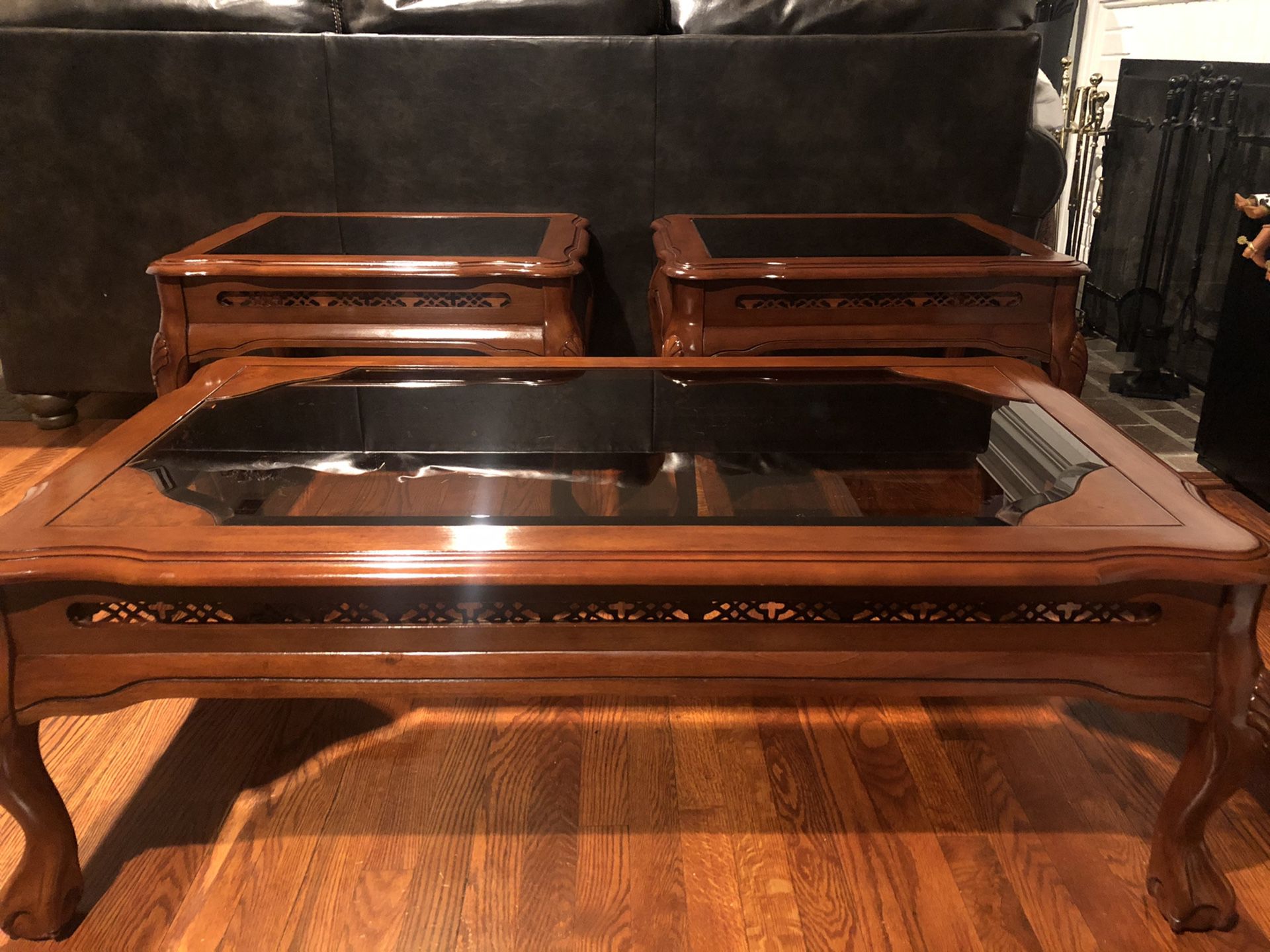 Beautiful! 3-Piece Coffee Table Set with Tinted Glass. Like-New!