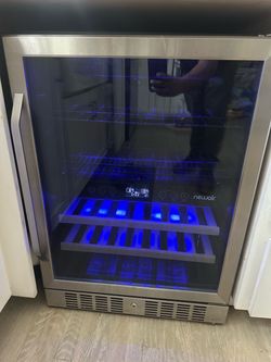 Mini fridge