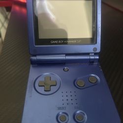 Gameboy advanced sp / Pokémon Emerald 