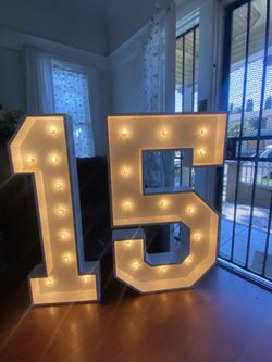 Custom-Made, White, Big.