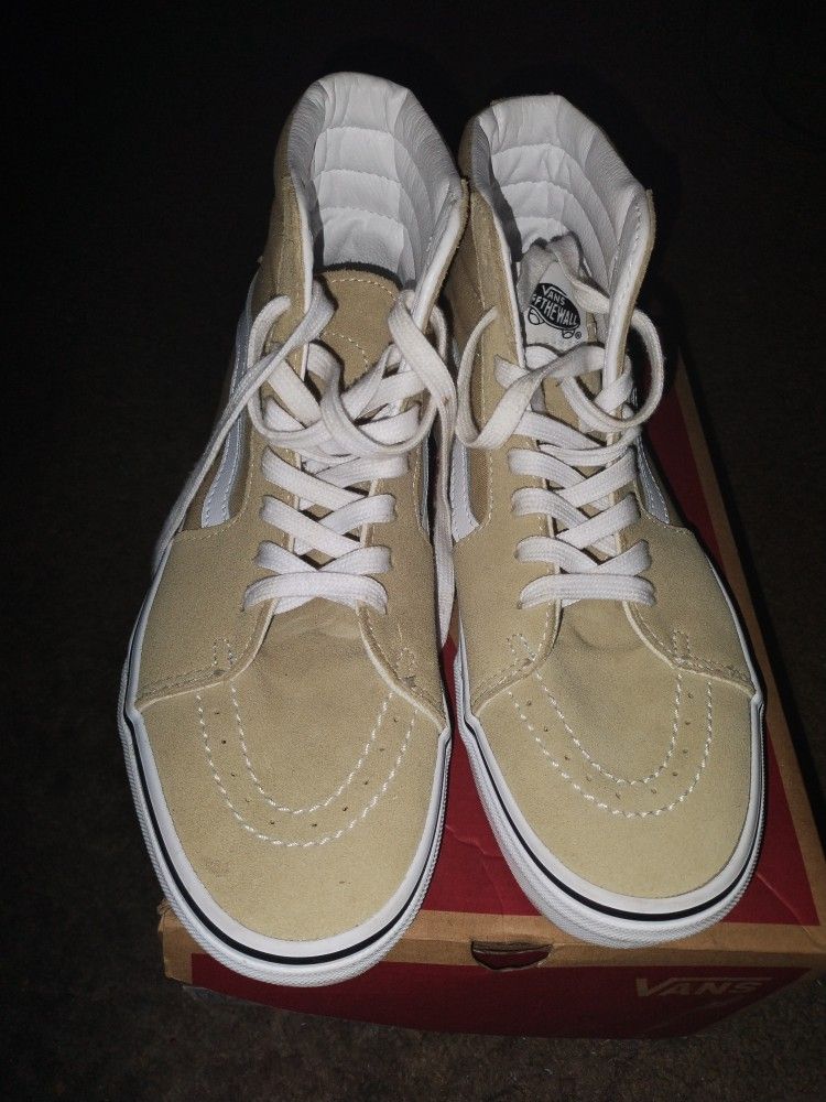 Women's Size 9.5 Vans Color Taupe Pick Up In Florence KY