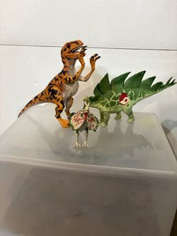 vintage Kenner Jurassic Park action figures