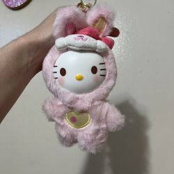 Hello Kitty Keychain 