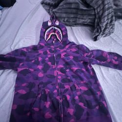 Bape hoodie XXL fits like L-XL 