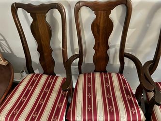 Table chairs