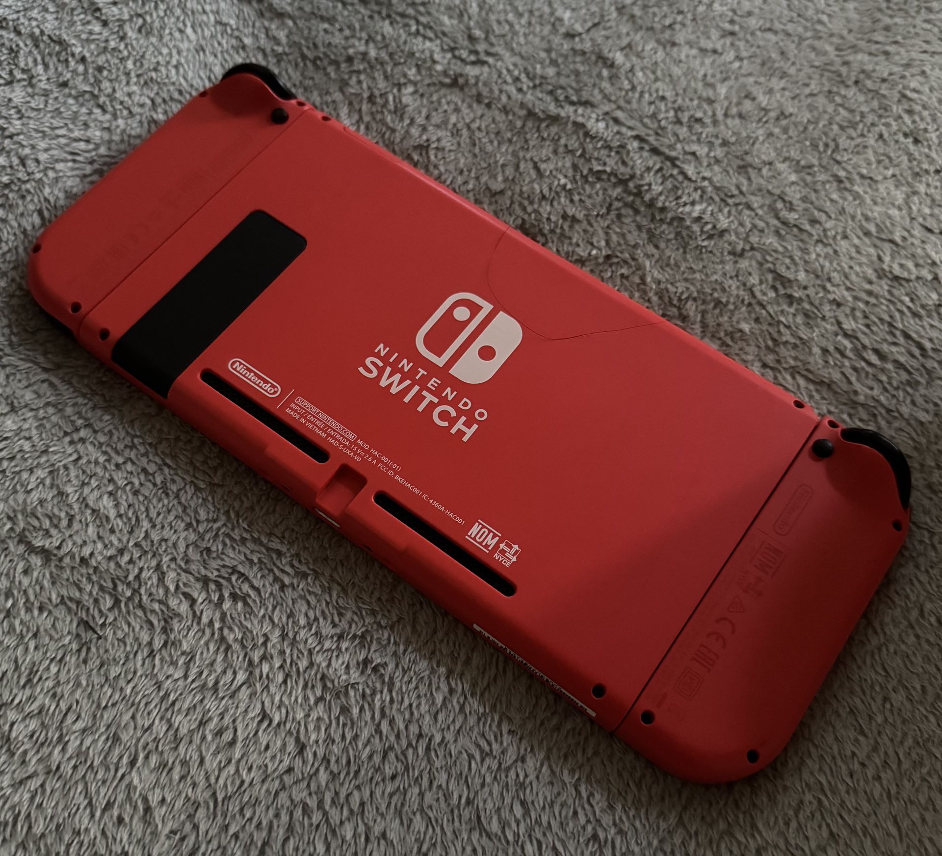 Nintendo Switch Mario Red Edition