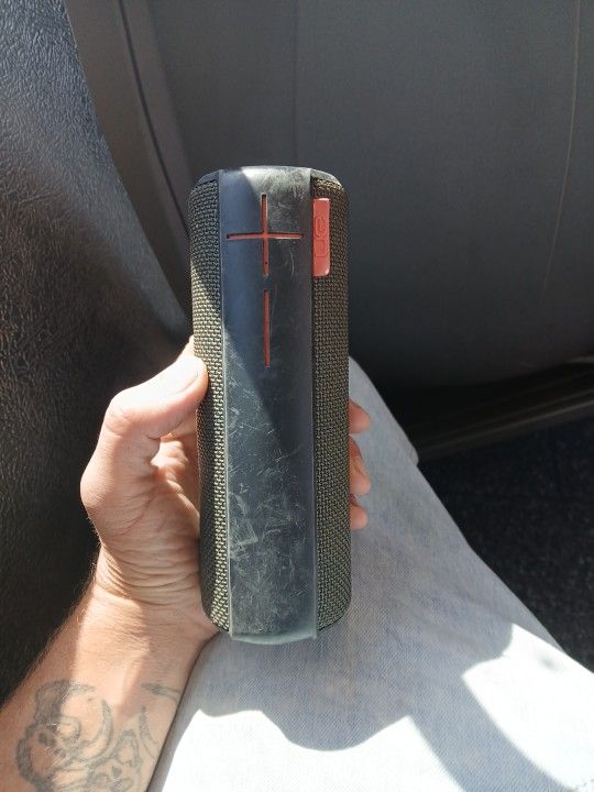 UE Megaboom