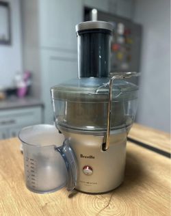 Breville Juicer 