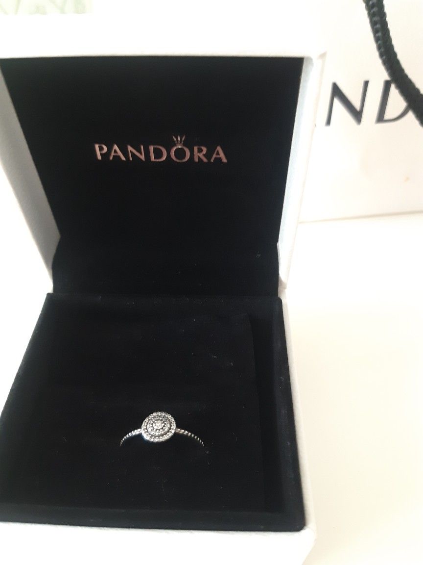 NEW PANDORA RING, SIZE 6