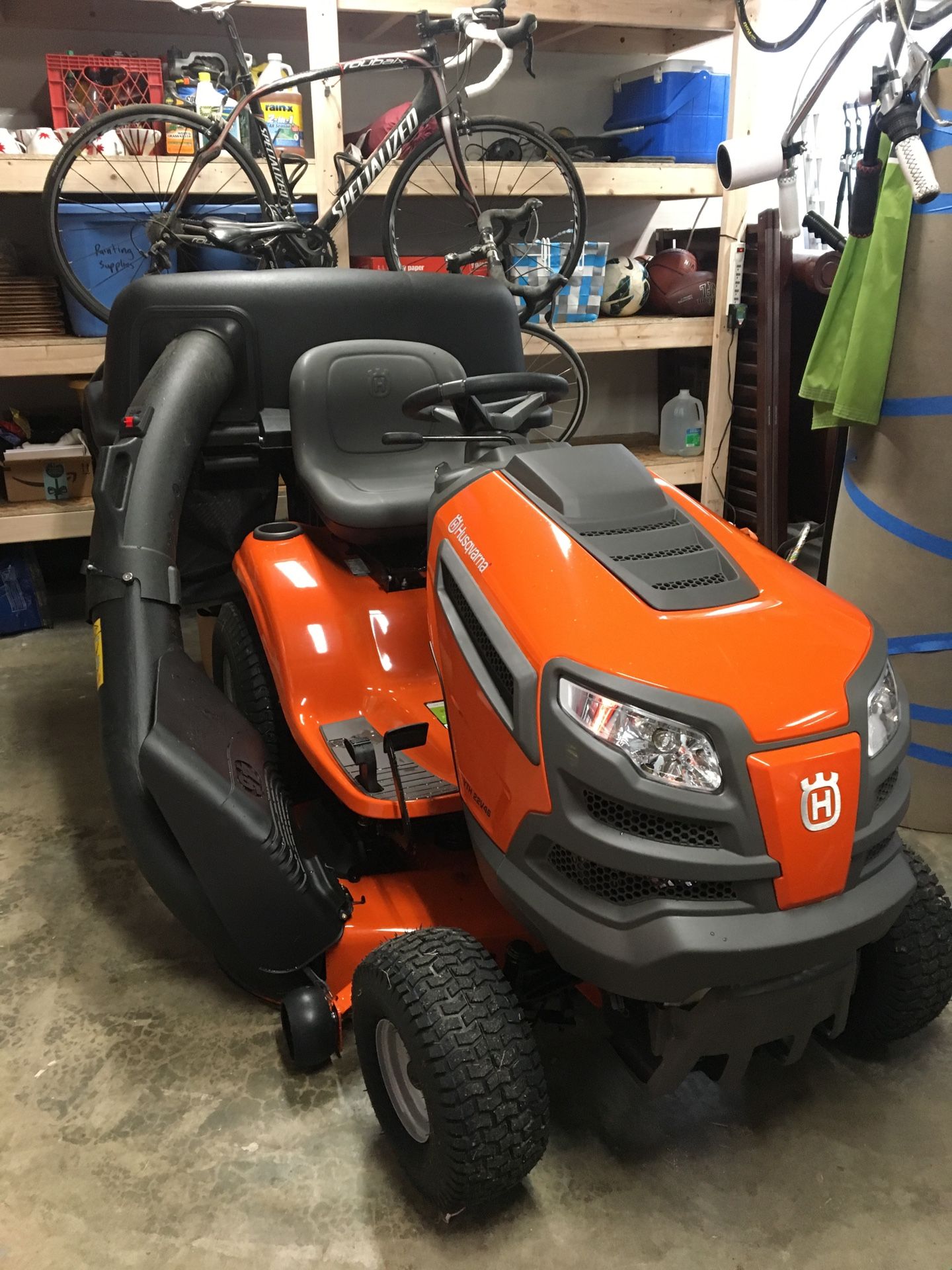 Husqvarna 22hp 46” riding mower with triple bagger