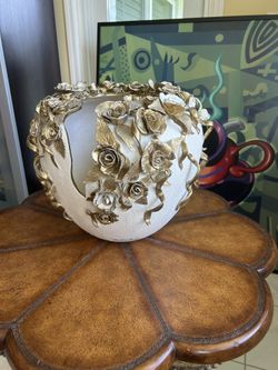 Stunning Rose Gold Art Vase