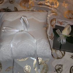 Brand New Ring bear pillow and boot near $10 For Both