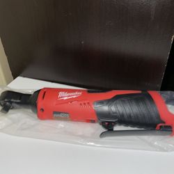 Milwaukee M12 12V Lithium-Ion Cordless 3/8 in. Ratchet (Tool-Only)