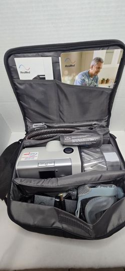 Máquina BiPAP ResMed AirCurve™ 10 ST con humidificador HumidAir
