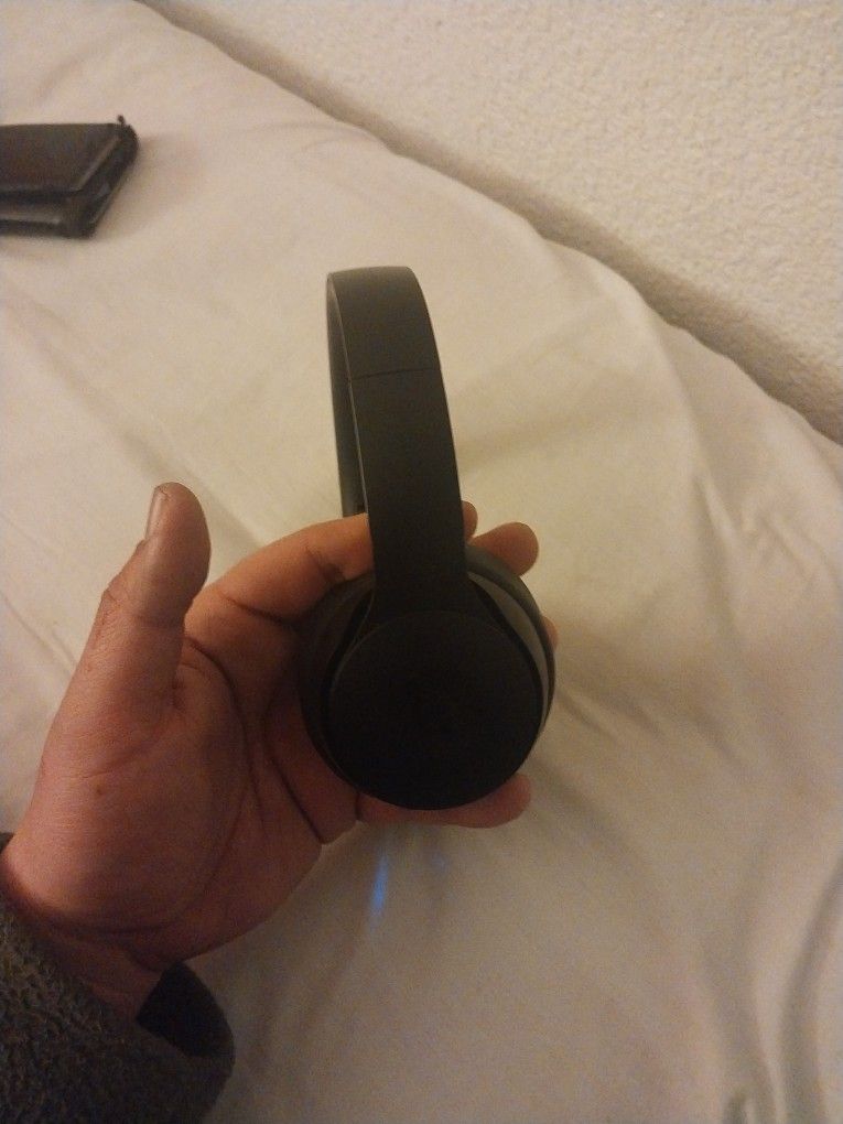 Beats Solo Pro Wireless 