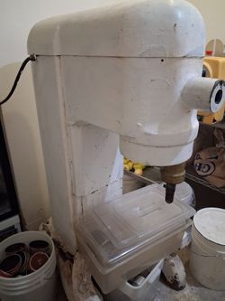 Hobart mixer 80 quart