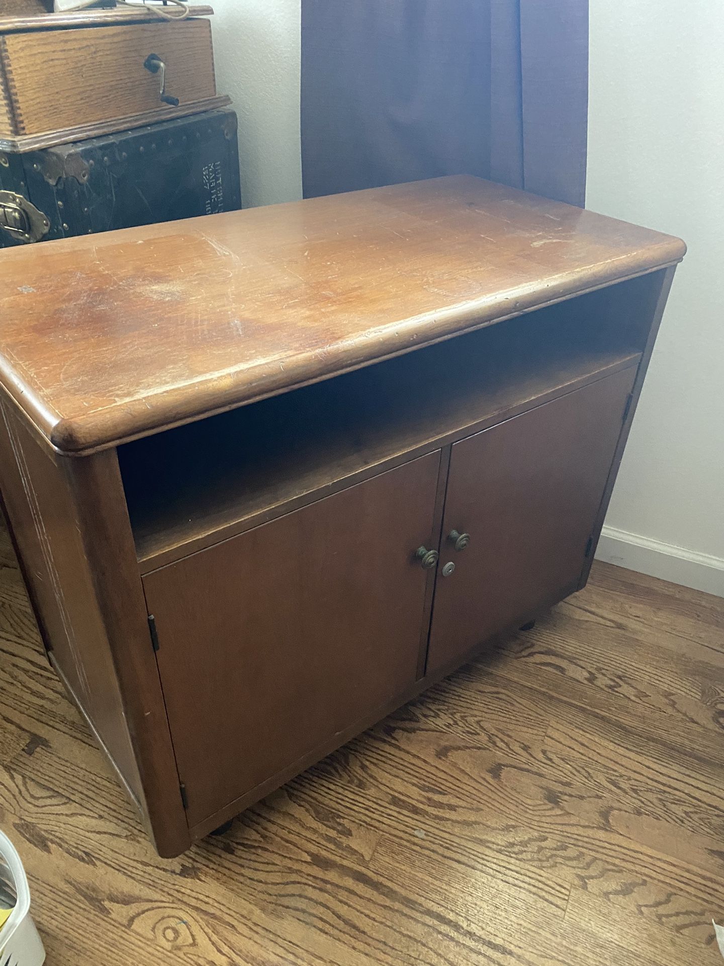 Vintage Tv Stand, Nightstand, Locking Storage
