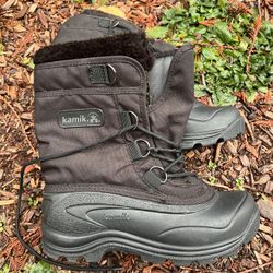 Kamik Women’s Snow Boots, Black, Size 8