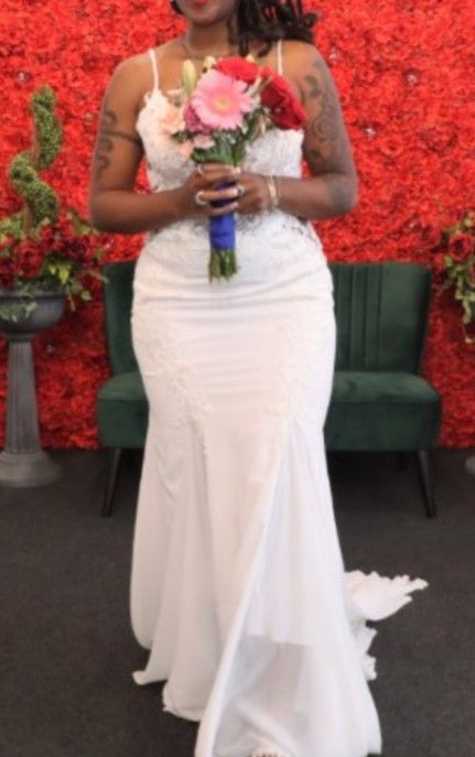 Mermaid Wedding Dress. Size 12. Paid. $2200. $500 OBO