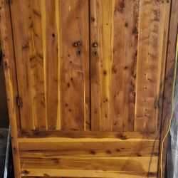 Cedar Wardrobe 