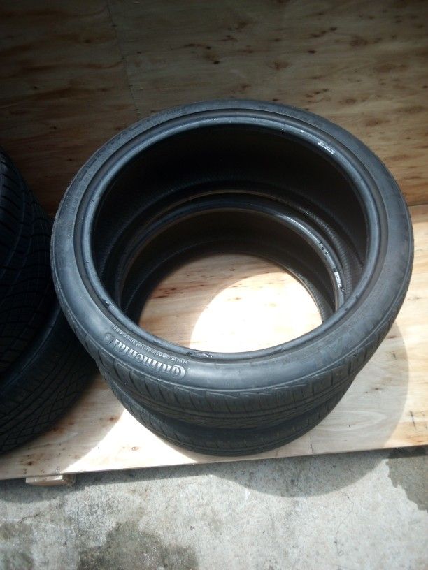 2 Used Continental Extreme Contact 255/35 Zr20