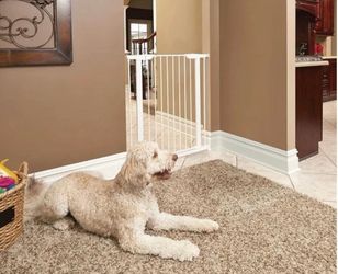 39" Tall Pet Dog Gate 29.5" to 38" Wide New, Open Box