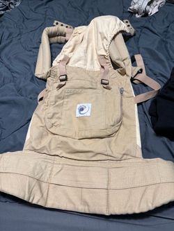Ergo baby carrier