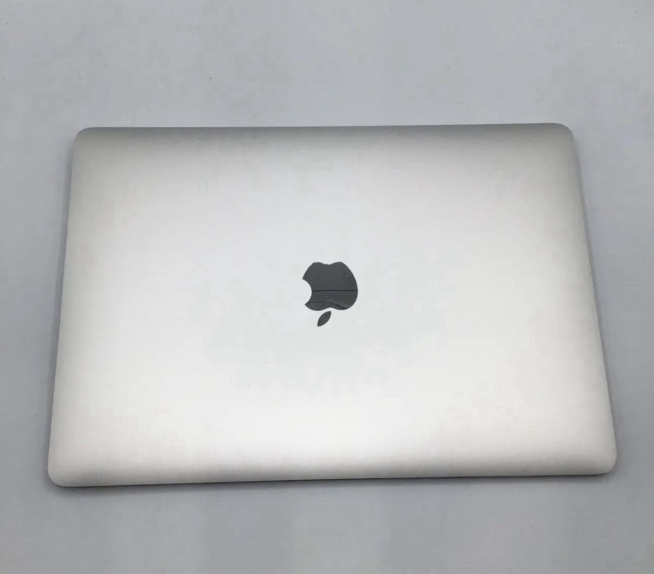 Like New MacBook Air 2019 (Intel i5)
