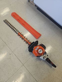 Stihl HS82R 30" Gas Double Sided Hedge Trimmer w/ Cover B819218-3