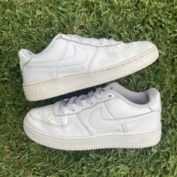 Womens Size 7 - Nike Air force 1 Used No Box White Good Condition