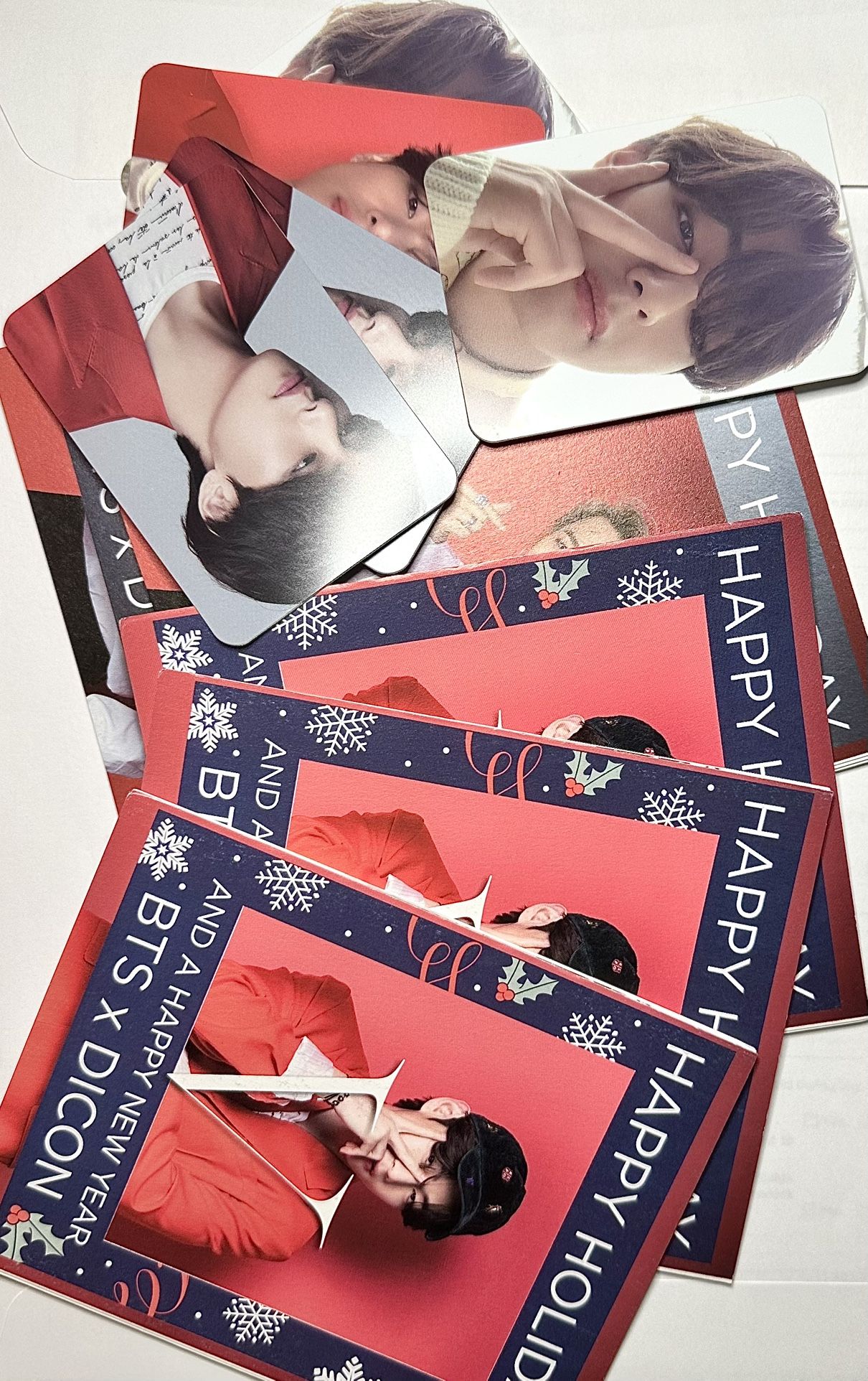 BTS OFFICIAL DICON VOL. 10 – JIMIN & V, ACCORDION 2-SIDED CARD With V (Taehyung) rare photo cards!!