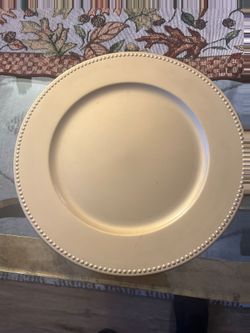 Gold charger plate