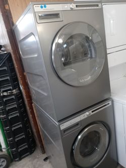 Asko 24" light gray stackable front load washer and dryer set - Free delivery