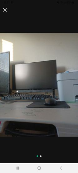Office Desktop With Keyboard And Mouse Included