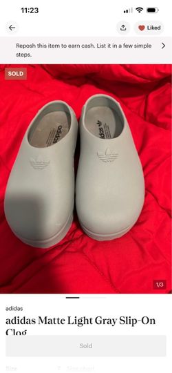 Adidas Matte Light Gray slip on Clog size 7