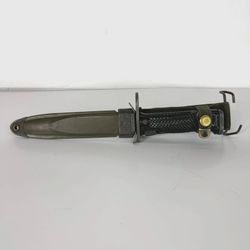 US M8A1 PWH Scabbard Sheath Olive Drab Green, WW2 Vietnam Era Bayonet